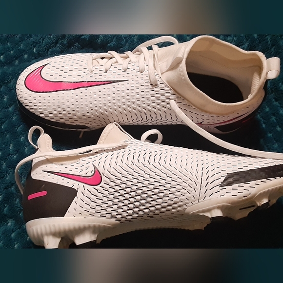 Nike Phantom GT CW6694-160 White Pink Black Boot style Cleats Size 6y - NO WEAR❗ - Picture 2 of 7